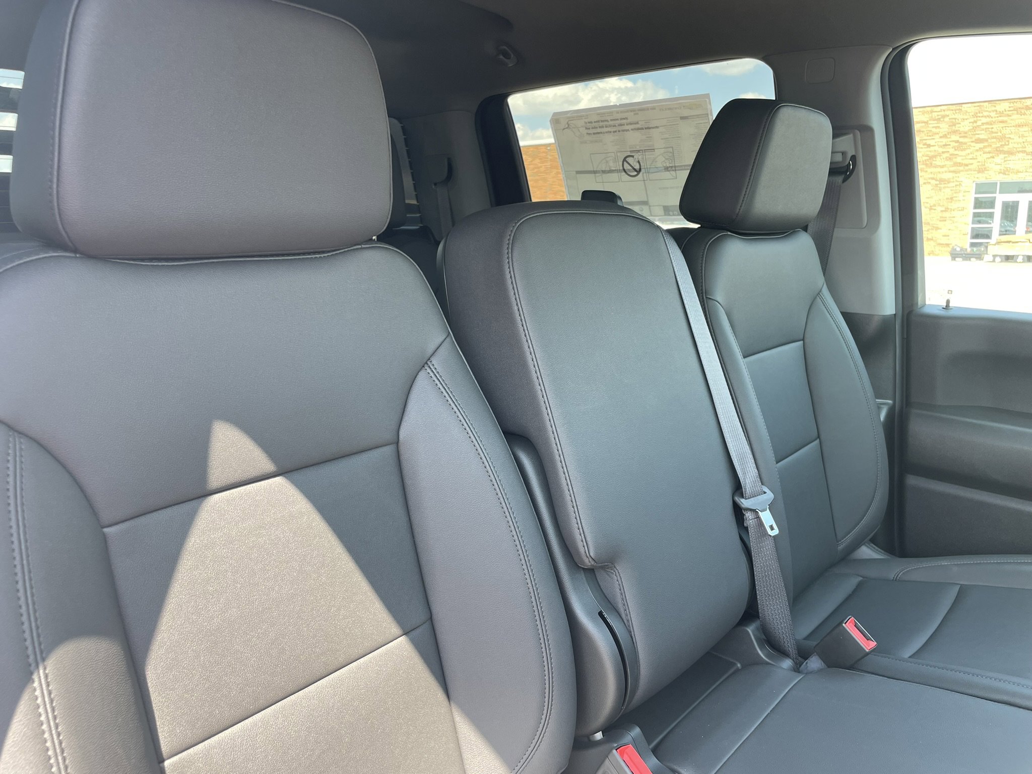 2024 Chevrolet Silverado 3500HD Work Truck Image 2 of 35