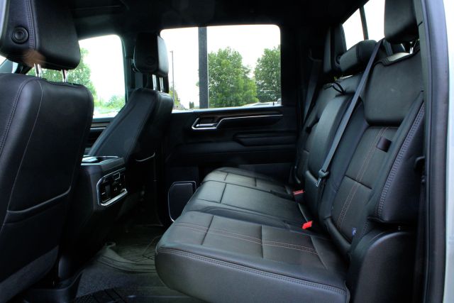 2024 Chevrolet Silverado 3500HD High Country Image 6 of 14