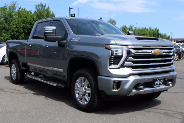 2024 Chevrolet Silverado 3500HD High Country Image 1 of 14