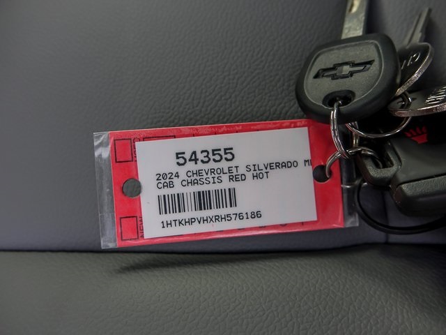 2024 Chevrolet Silverado MD Work Truck Image 8 of 28