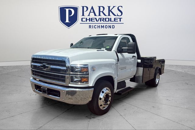 2024 Chevrolet Silverado MD Work Truck Image 1 of 29