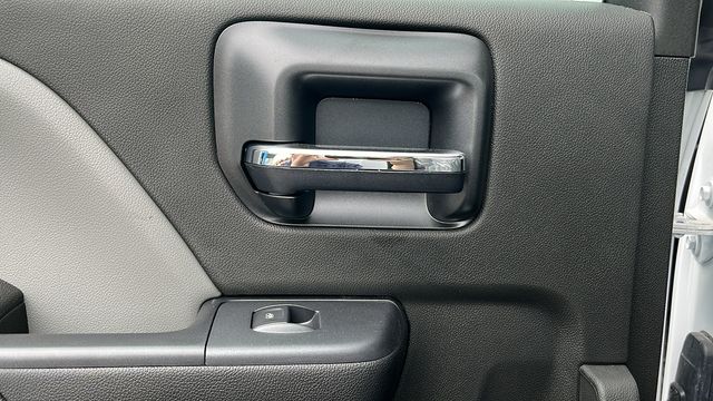 Vehicle image 46 of 59