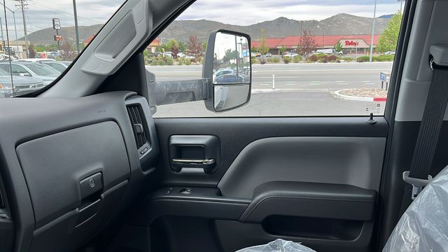 Vehicle image 57 of 59