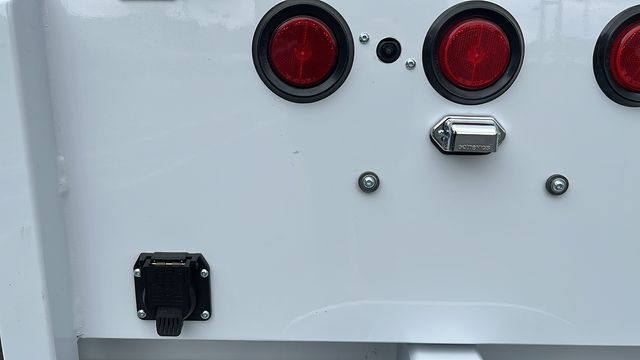 Vehicle image 24 of 59