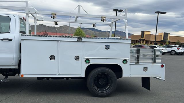 Vehicle image 6 of 59