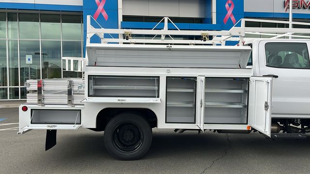 Vehicle image 29 of 59