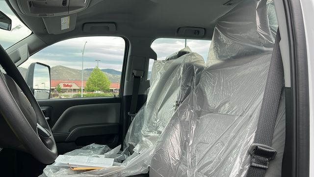 Vehicle image 43 of 59