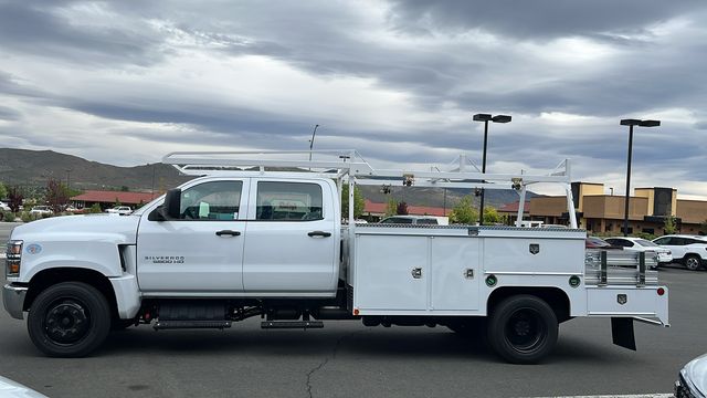 Vehicle image 5 of 59