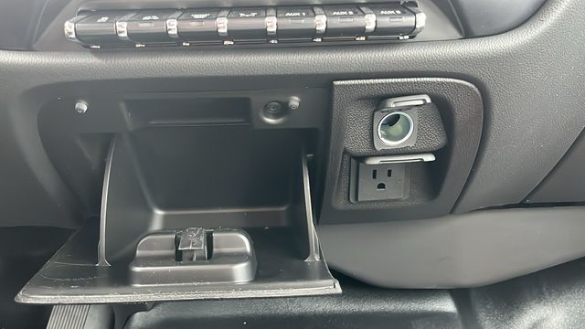 Vehicle image 56 of 59