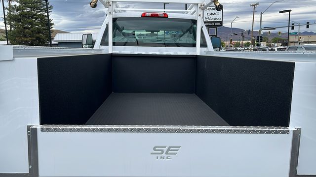 Vehicle image 26 of 59