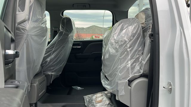 Vehicle image 47 of 59