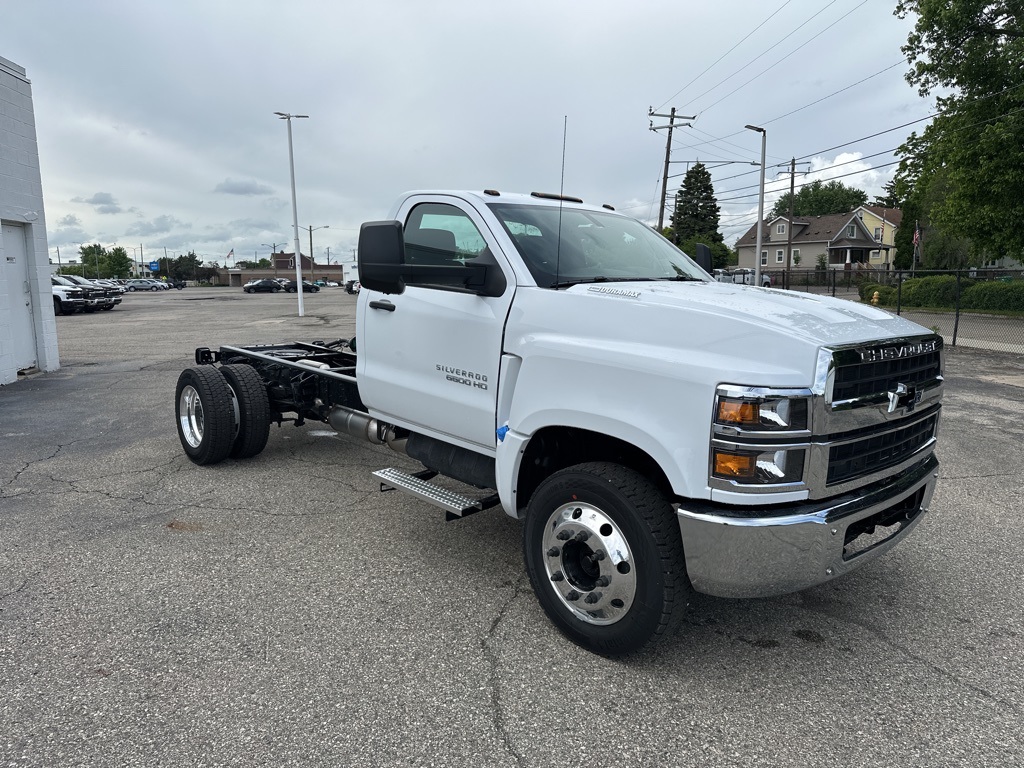 2024 Chevrolet Silverado MD Work Truck Image 1 of 12
