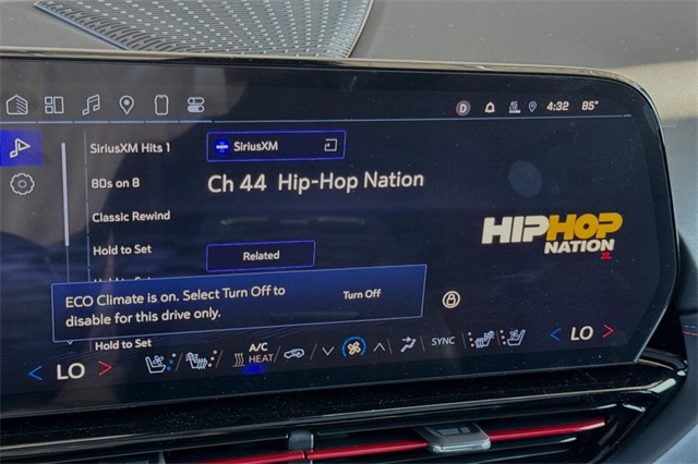 Vehicle image 15 of 23