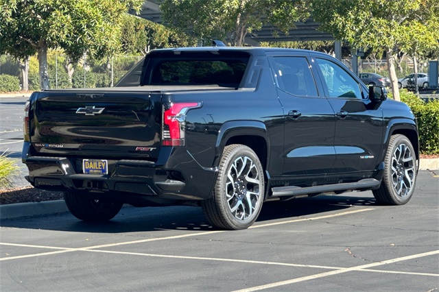 Vehicle image 5 of 23