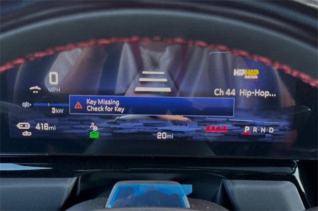 Vehicle image 21 of 23