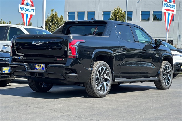 Vehicle image 5 of 21