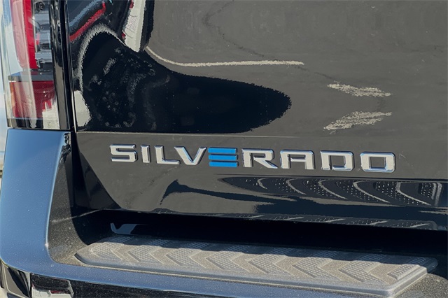 Vehicle image 20 of 21