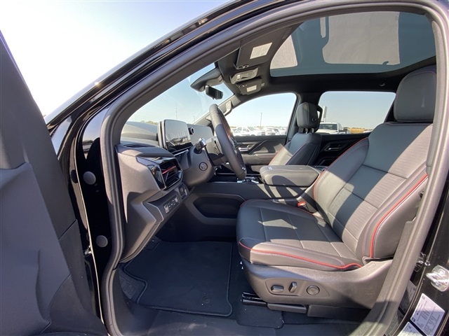 Vehicle image 25 of 51