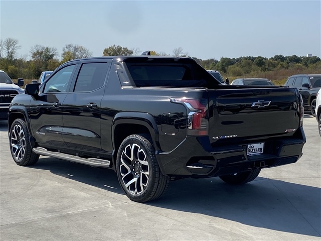 Vehicle image 11 of 51
