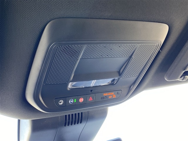 Vehicle image 45 of 51