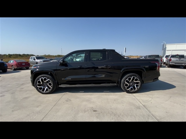 Vehicle image 13 of 51