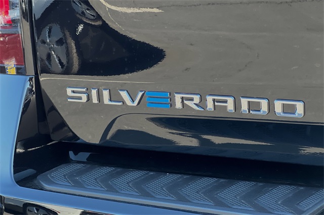 Vehicle image 20 of 21