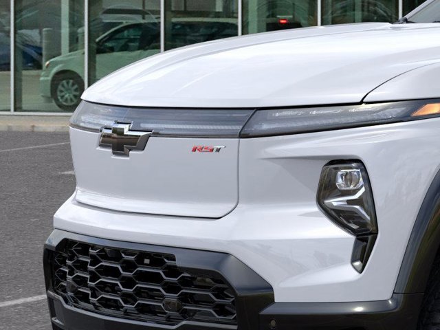 Vehicle image 14 of 25