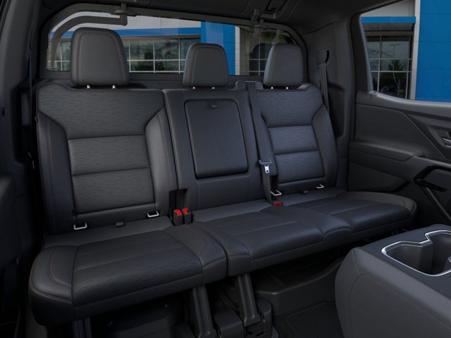 Vehicle image 18 of 25