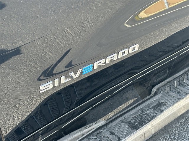 Vehicle image 7 of 34
