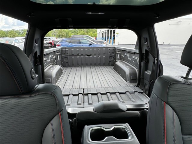 Vehicle image 20 of 34