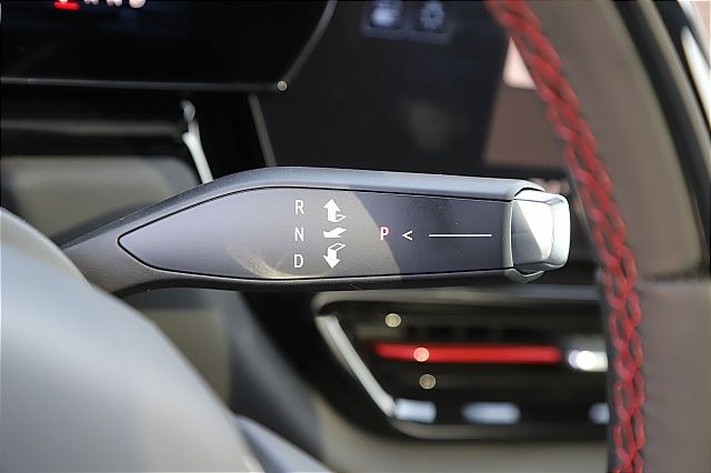 2024 Chevrolet Silverado EV RST Image 19 of 22