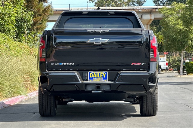 Vehicle image 6 of 23