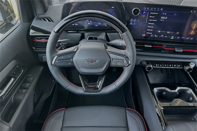 Vehicle image 11 of 23