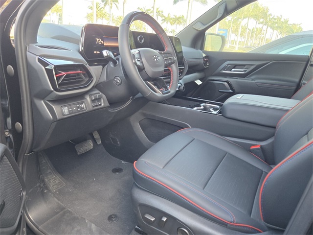 Vehicle image 11 of 26