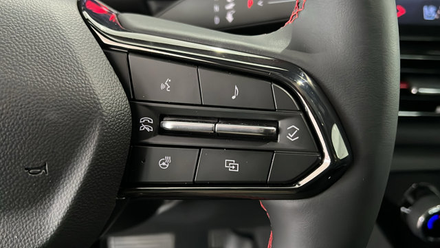 2024 Chevrolet Silverado EV RST Image 21 of 25