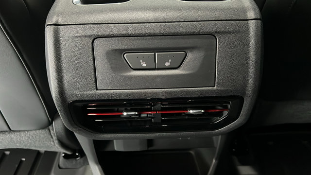 2024 Chevrolet Silverado EV RST Image 11 of 25