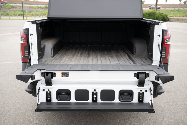 Vehicle image 15 of 46