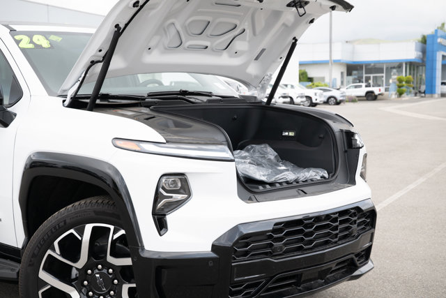 Vehicle image 5 of 46