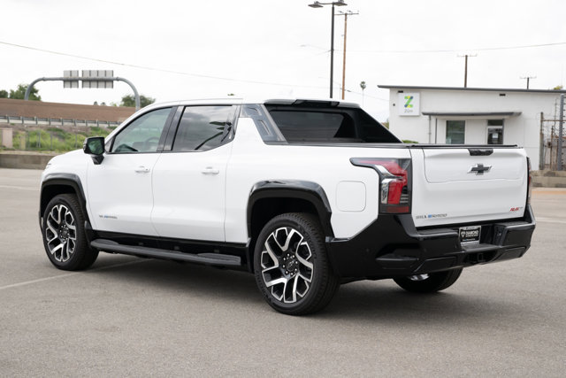 Vehicle image 10 of 46