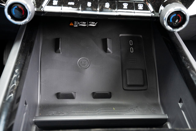 Vehicle image 36 of 46