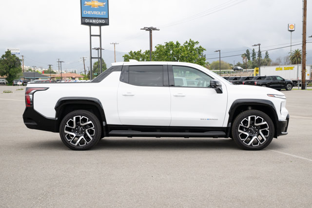 Vehicle image 6 of 46