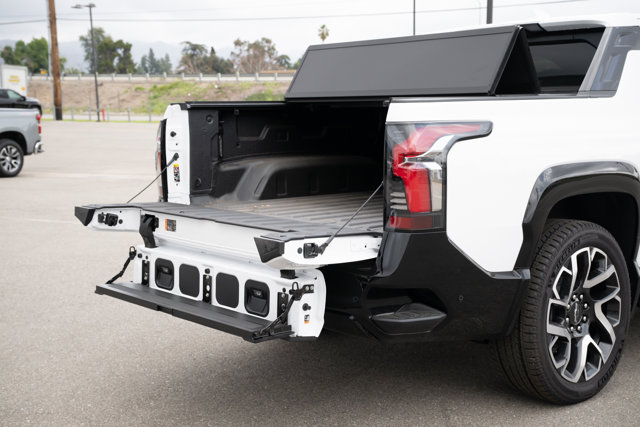 Vehicle image 8 of 46