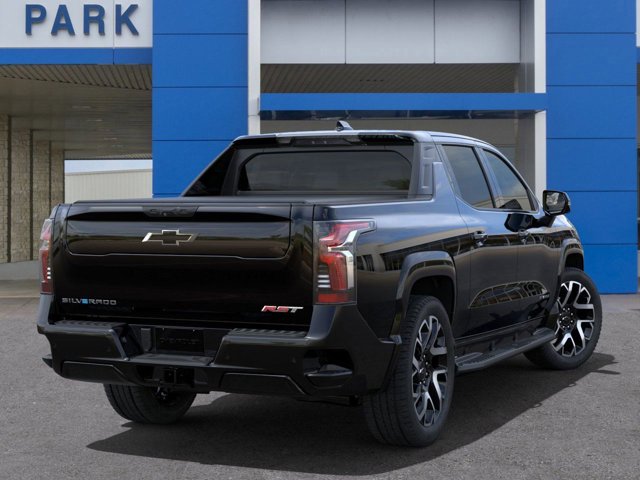 Vehicle image 7 of 24