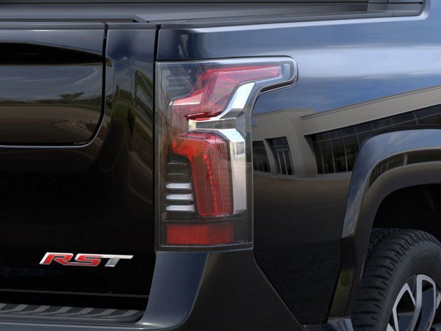 Vehicle image 11 of 24