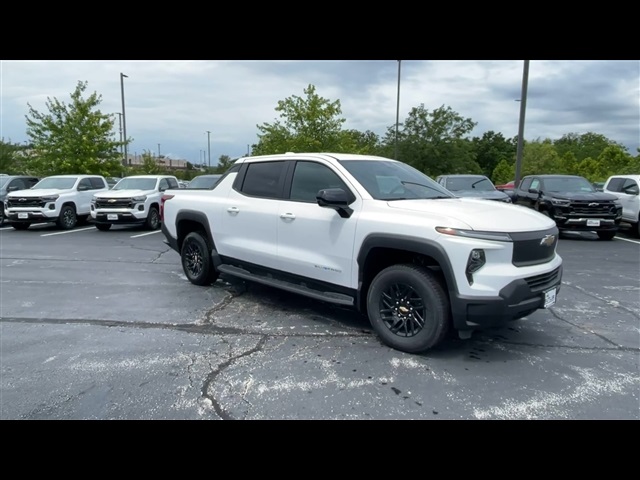 Vehicle image 4 of 27