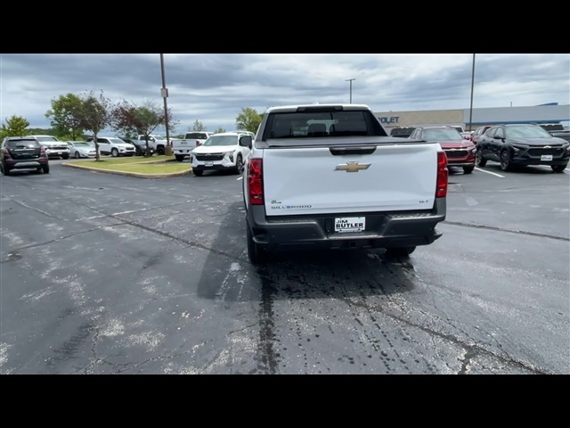 Vehicle image 7 of 27