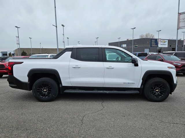 Vehicle image 4 of 16