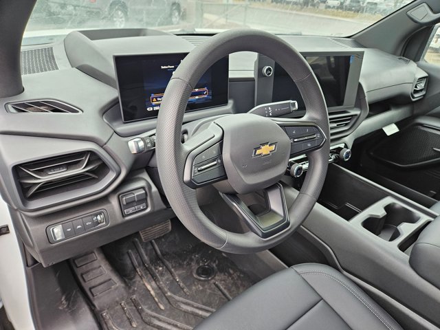 Vehicle image 9 of 16