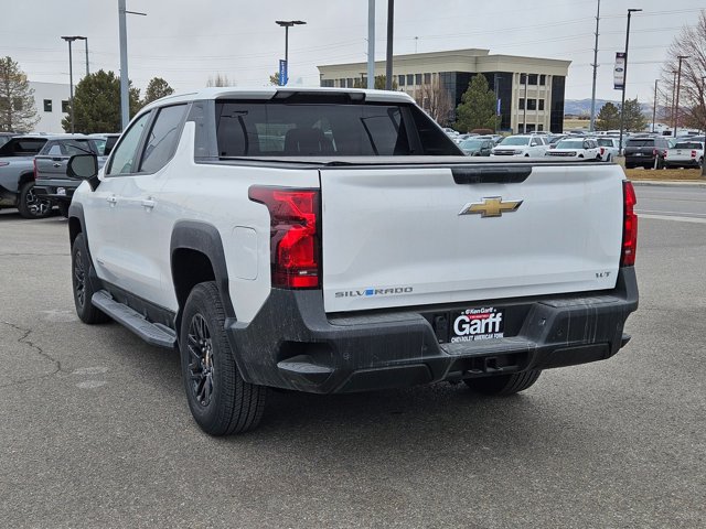 Vehicle image 7 of 16