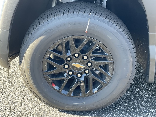 Vehicle image 26 of 27